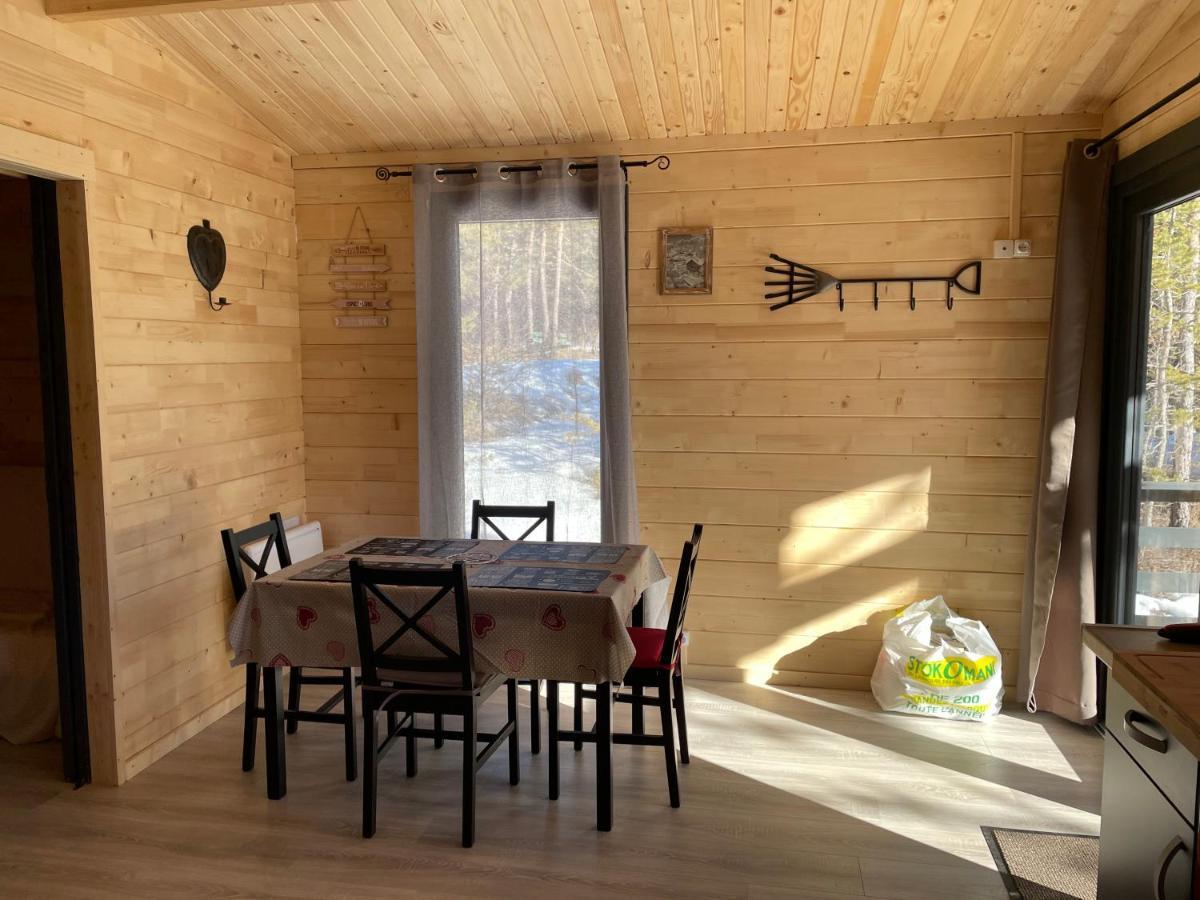 Hotel Parc Residentiel De Loisir : Le Loup Blanc Du Riou Barcelonnette Exterior foto