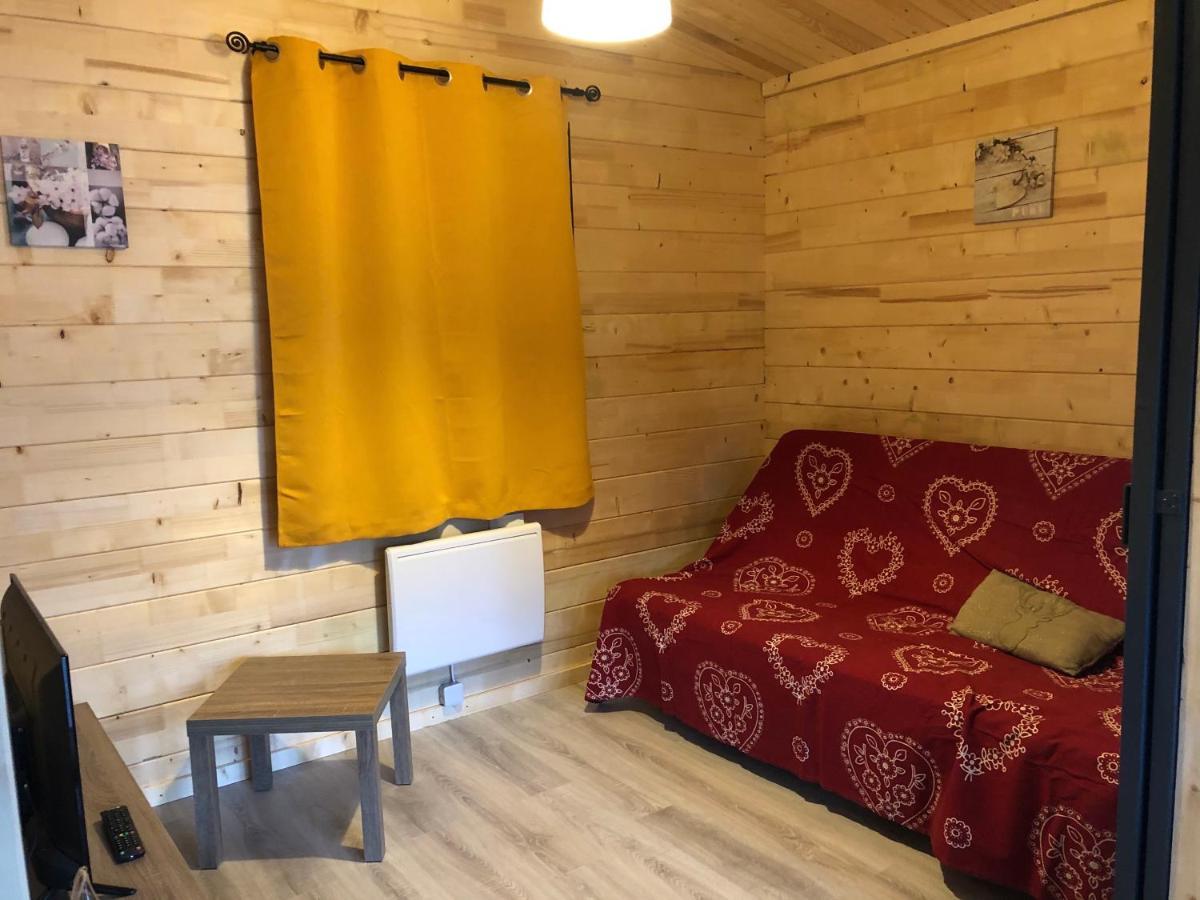 Hotel Parc Residentiel De Loisir : Le Loup Blanc Du Riou Barcelonnette Exterior foto