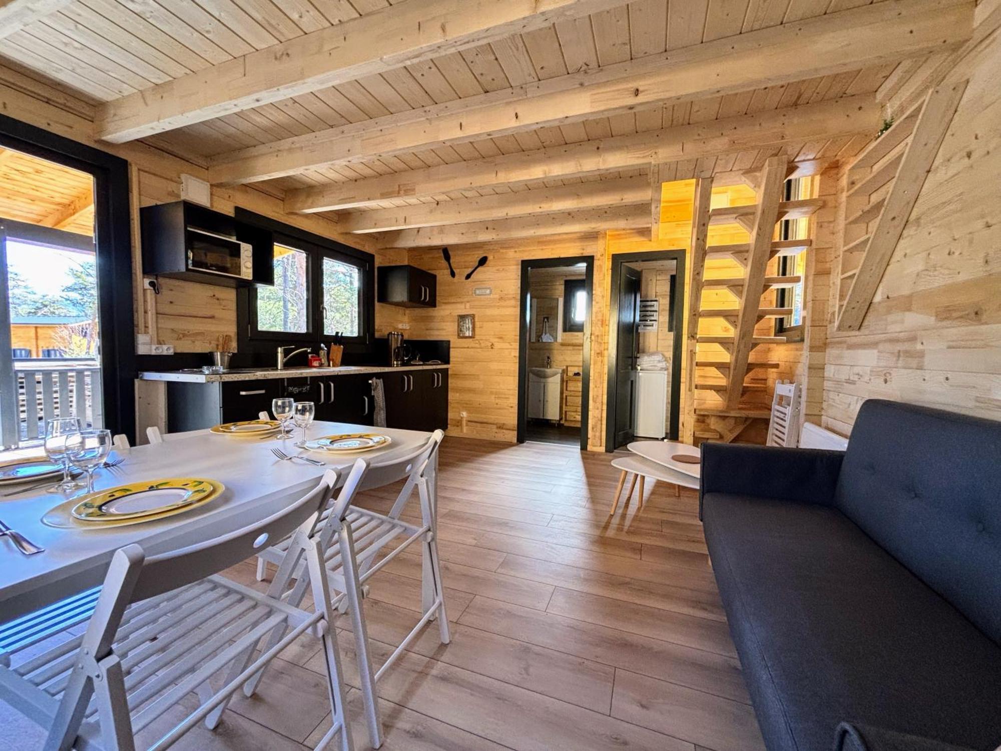Hotel Parc Residentiel De Loisir : Le Loup Blanc Du Riou Barcelonnette Exterior foto
