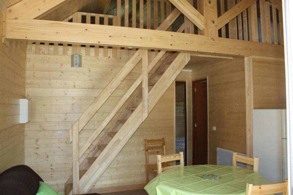 Hotel Parc Residentiel De Loisir : Le Loup Blanc Du Riou Barcelonnette Zimmer foto